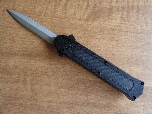 AKC F-16 Black Carbon Grip D/A OTF Automatic Knife Satin Dagger