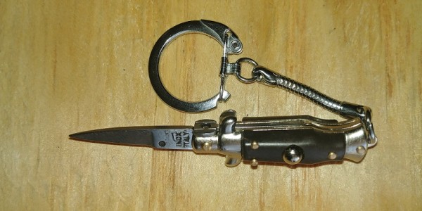 Náutico entregar Convocar SKM Imitation Wood 2.75 Inch Stiletto Automatic Knife Satin Flat Keychain